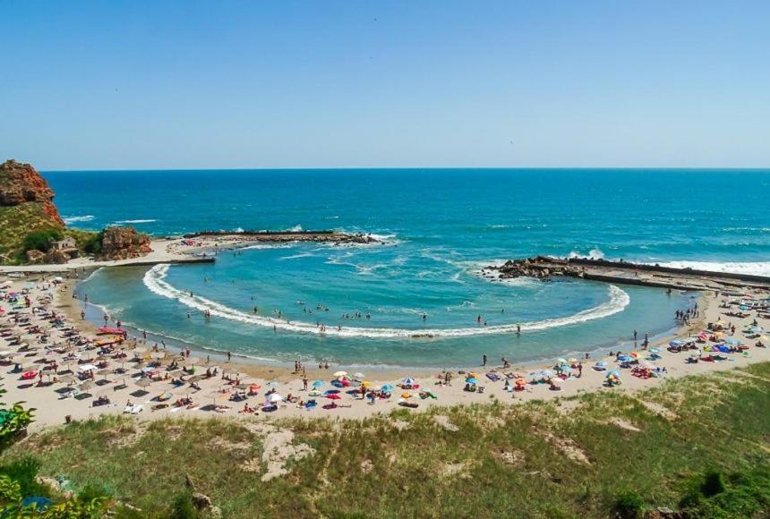 Guest House Golden Flake 4Km From Bolata Beach Bulgarevo Exterior photo
