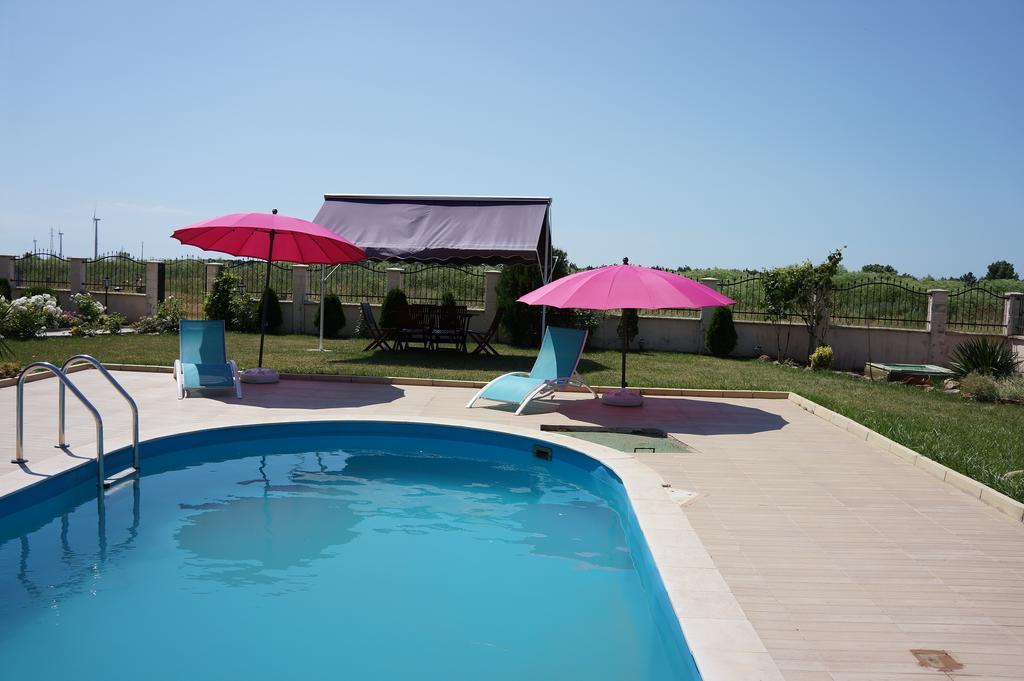 Guest House Golden Flake 4Km From Bolata Beach Bulgarevo Exterior photo
