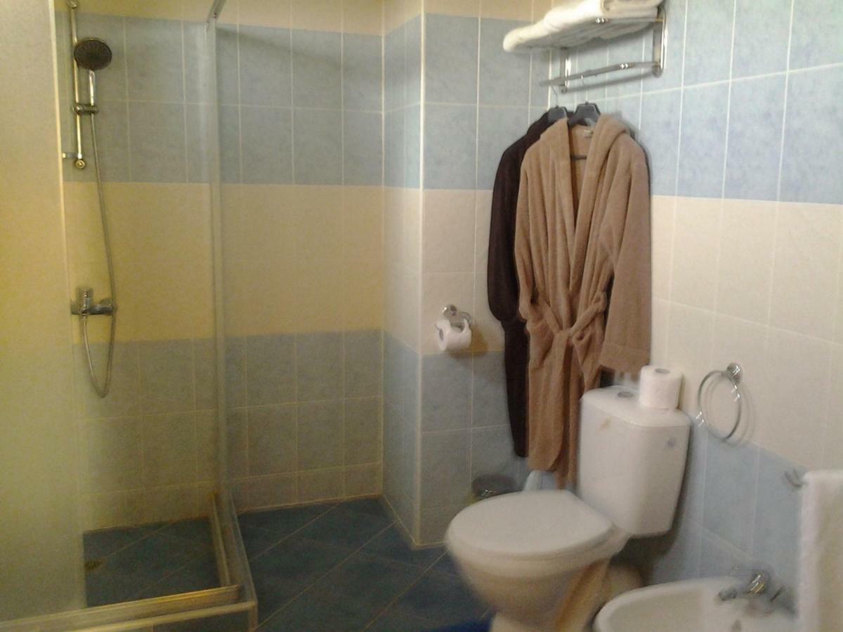 Guest House Golden Flake 4Km From Bolata Beach Bulgarevo Exterior photo